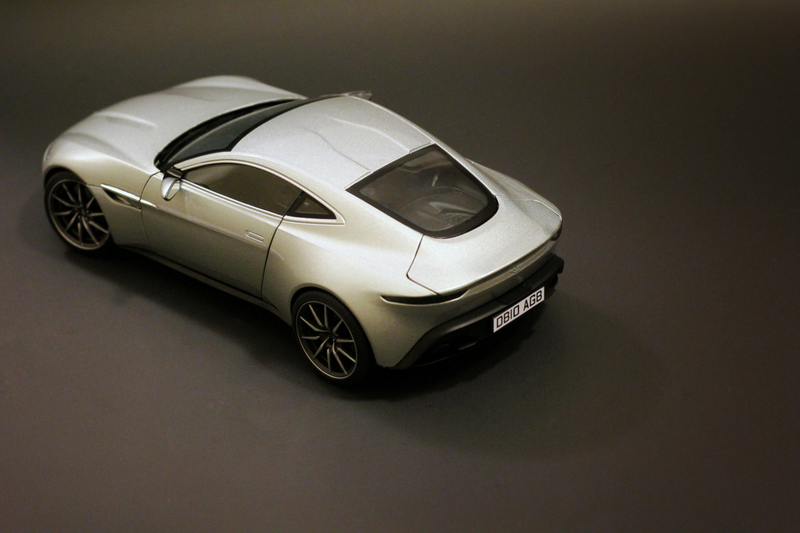 Illustration for article titled Hot Wheels Elite Aston Martin DB10 in 1:18 scale